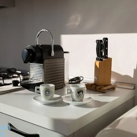 Few Steps From The Sea アパート